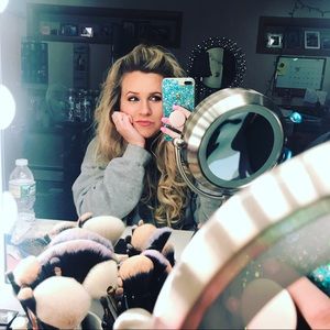 Meet your Posher, Allison